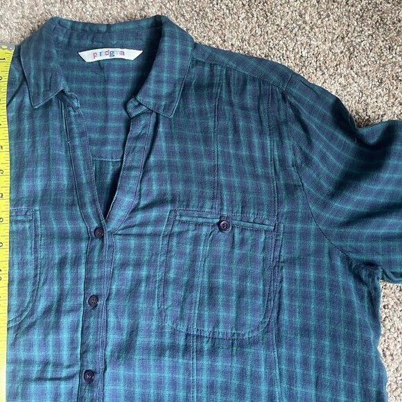 Paradigma Jaylen Button Down Plaid Flannel Top, Size Medium, Dark Green & Navy - Picture 7 of 9